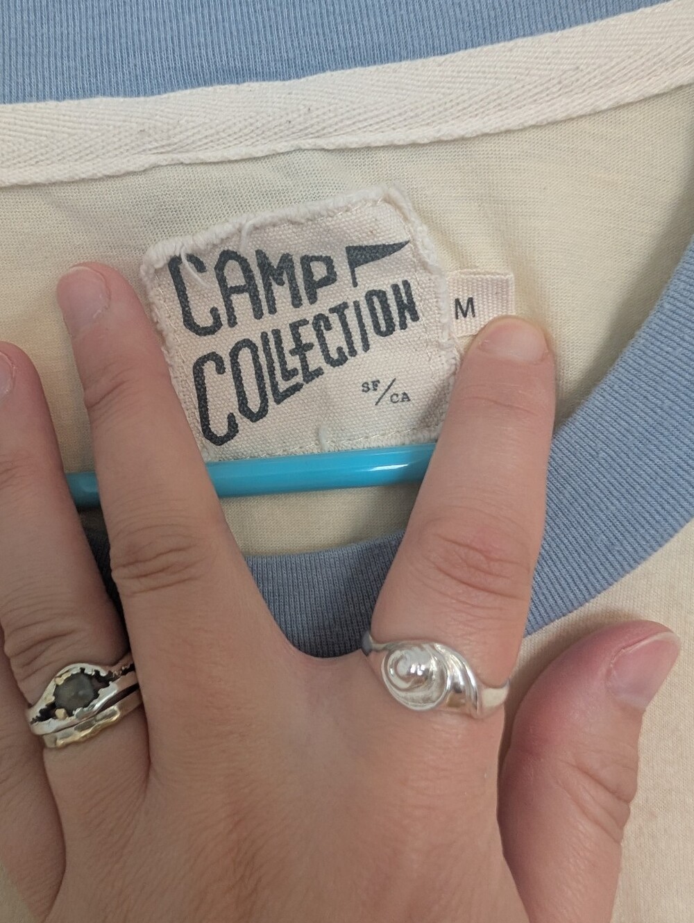 Camp Collection Retro Rainbow Ringer Tee in Blue, Rust & Yellow Size medium - Picture 2 of 3